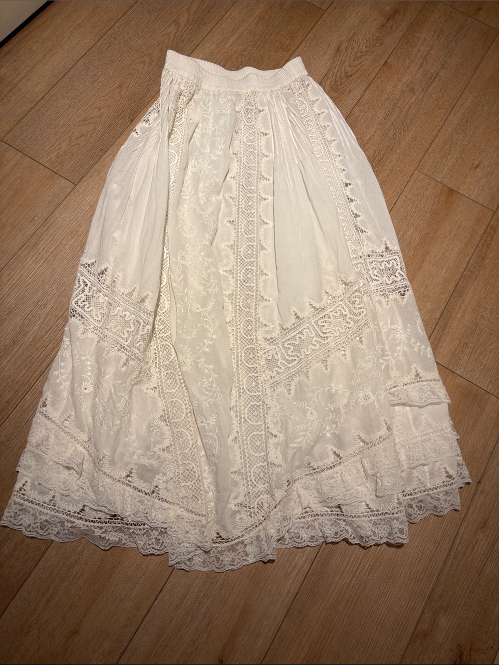 Love the Label Women's Lace-Trim Ivory Maxi Skirt